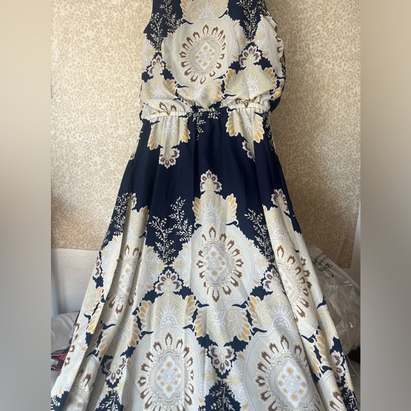 New Vince Camuto dress size 6 $158 retail - Picture 9 of 11